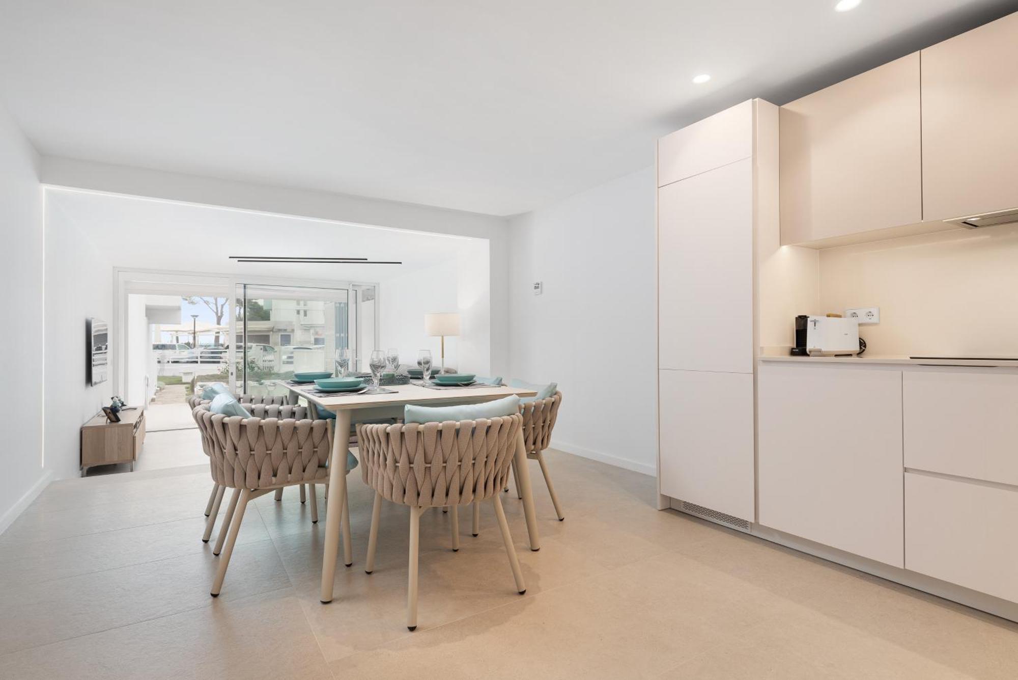 Apartment Oiza Garden At With Wifi And Aacc, Bahiablanca Alcudia (Mallorca)